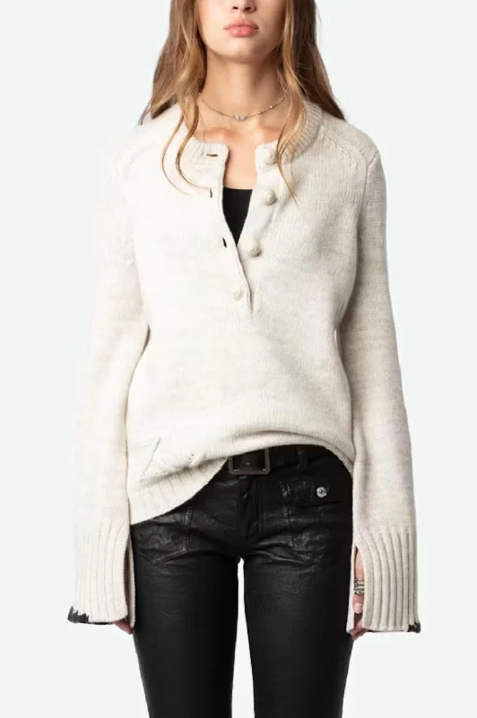 Women's Trendy Attire Halty Sweater In Oatmeal