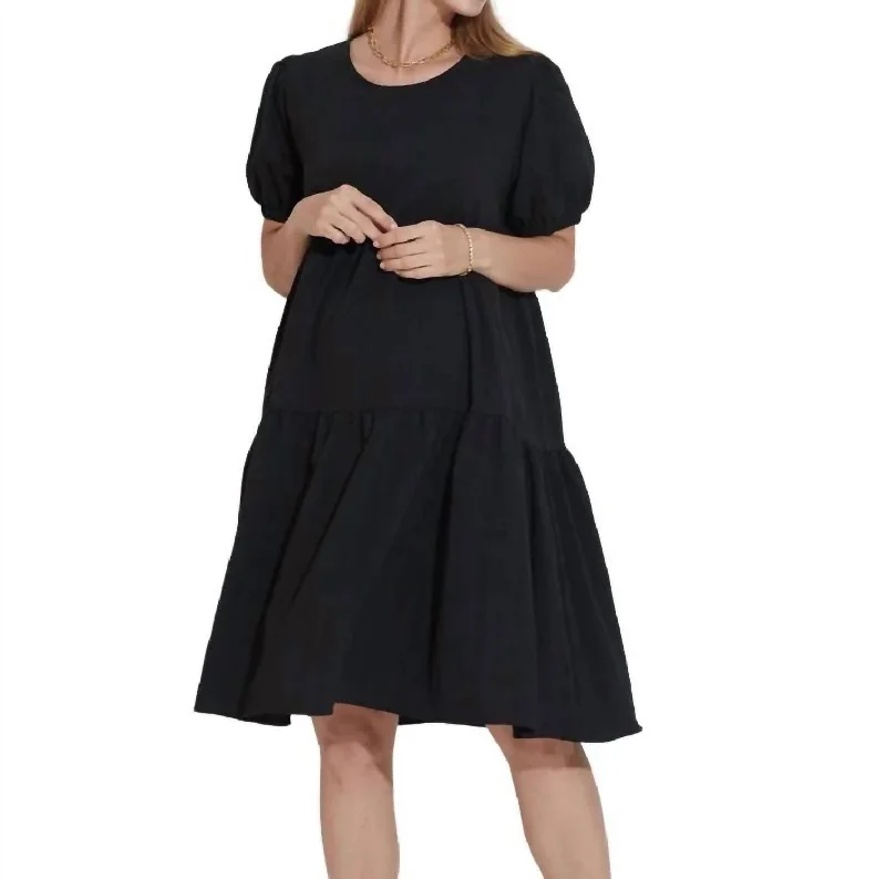Stylish Looks Textured Puff Sleeve Dress In Black