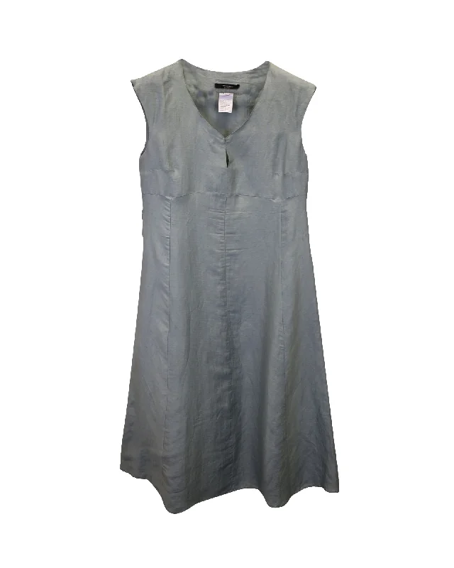 New In This Season Weekend Max Mara Knee Length Dress in Light Blue Linen